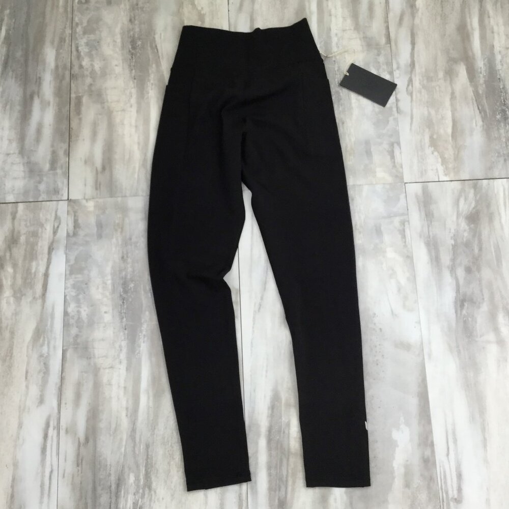 NWT LinkSoul Black Leggings s